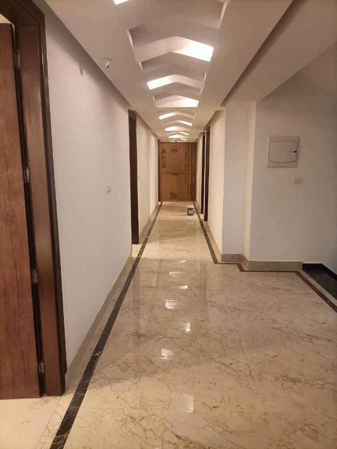 Hotel Tark Inn Near Igi Airport New Delhi Buitenkant foto